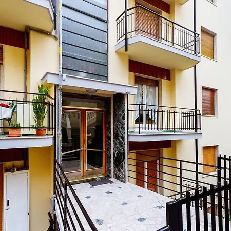 Apartment La Quiete. Two Bedrooms, 250m From The Ospedaletti