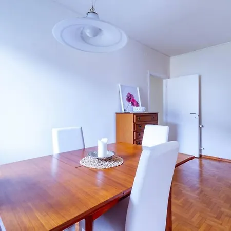 La Quiete. Two Bedrooms, 250m From The