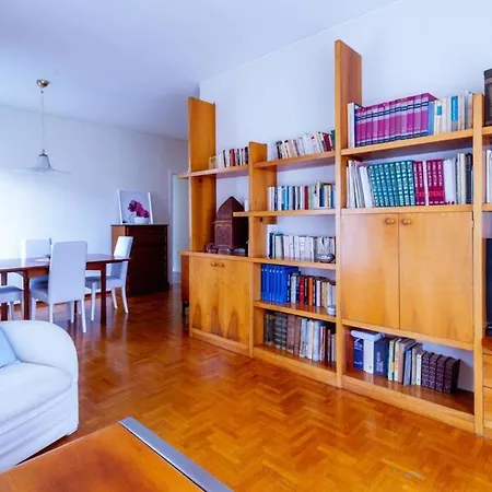 La Quiete. Two Bedrooms, 250m From The *