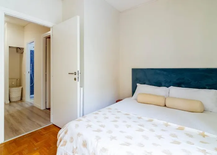 Appartamento La Quiete. Two Bedrooms, 250m From The *