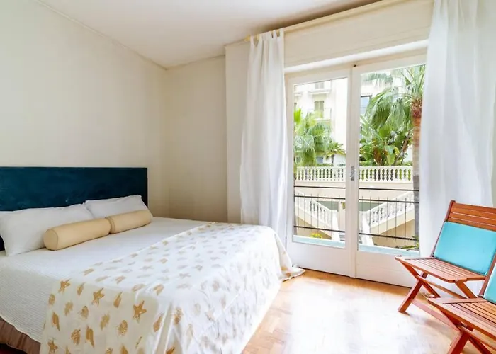 La Quiete. Two Bedrooms, 250m From The Lägenhet Ospedaletti