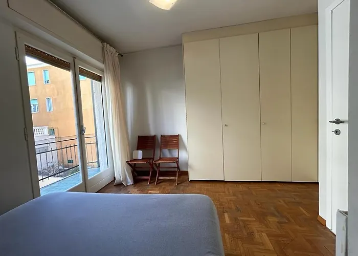 Appartamento La Quiete. Two Bedrooms, 250m From The *